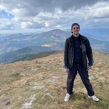 Bat'kivska Hata Πανσιόν