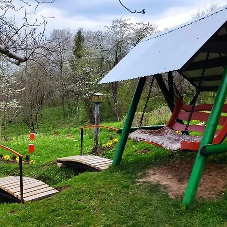 Πανσιόν Bat'kivska Hata Stari Kuty